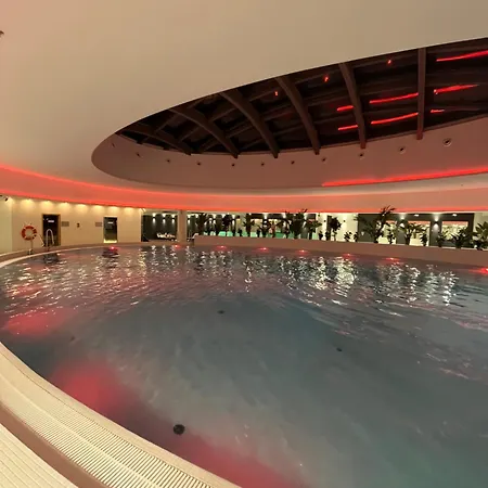 Apartment Hanza Tower - 22 Floor, Swimming Pool &
