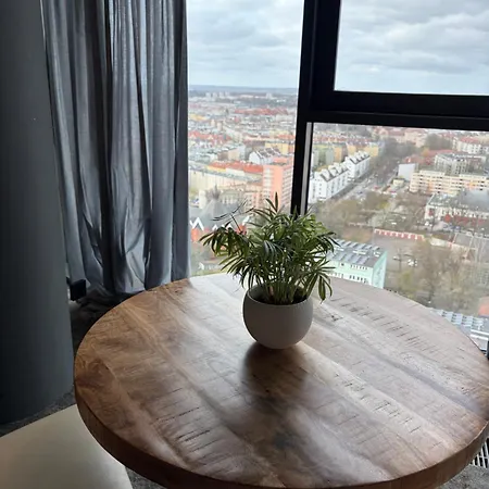 Apartman Hanza Tower - 22 Floor, Swimming Pool & *